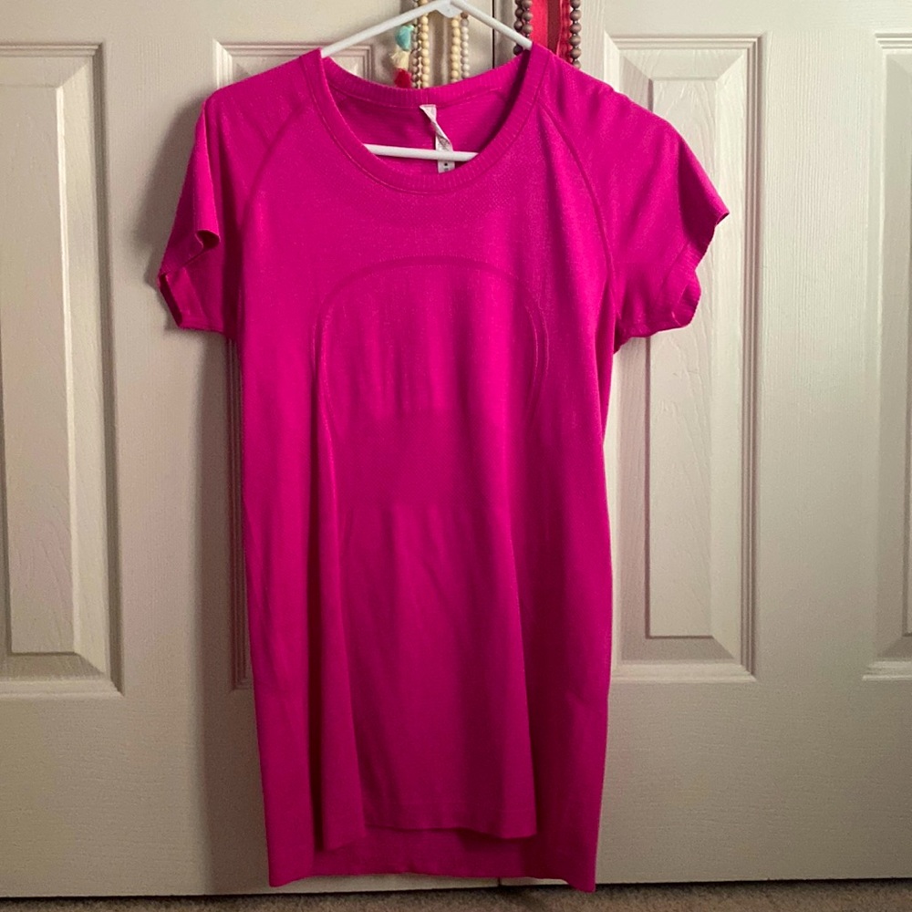 Lululemon Swiftly Tech Short Sleeve
